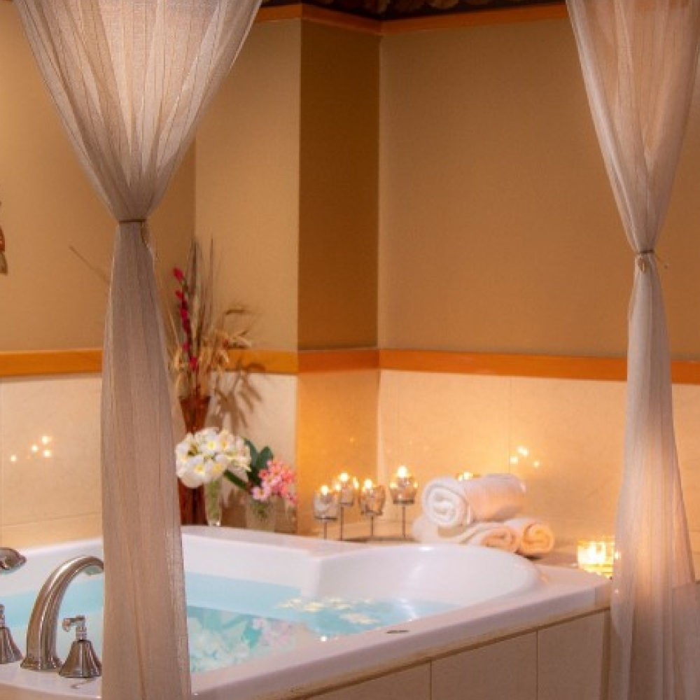 홀리데이 스파 타라