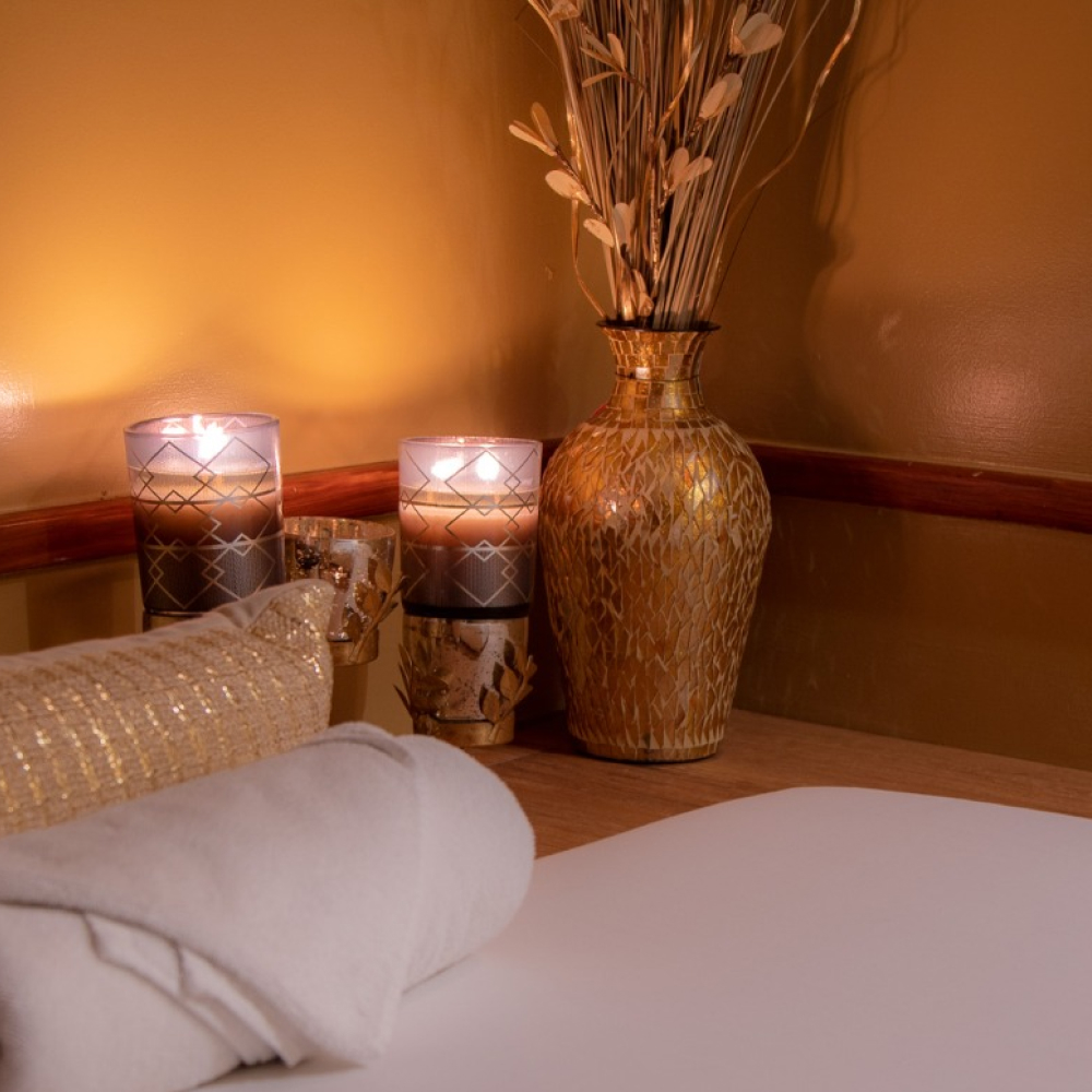 홀리데이 스파 타라