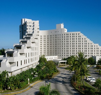 호텔닛코괌 수영장 완벽 이용 가이드: 72m 슬라이드부터 명당 자리까지